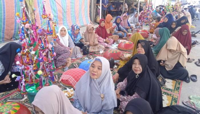 Tradisi Nganggung di Kampung Mleset Warisan Budaya Turun Temurun