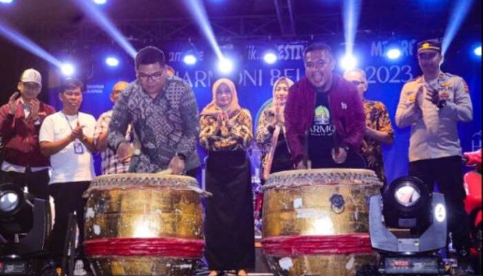 Pj Bupati Bangka M Haris Buka Festival Harmoni Belinyu 2023