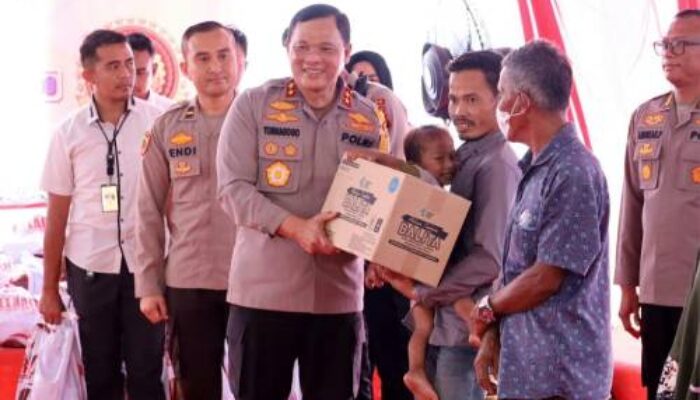 Alumni AKABRI 90 Di Babel Gelar Bakti Sosial & Bakti Kesehatan