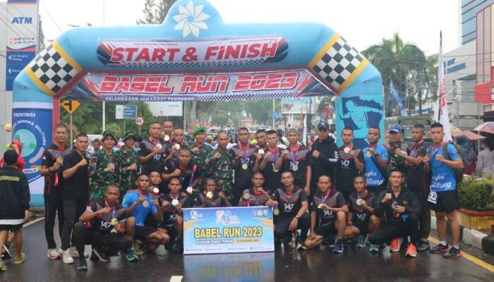 Prajurit Yonif 147/KGJ Dominasi 10 Besar Babel Run 2023