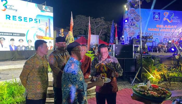 Masyarakat Padati Himpang Lime Saksikan Malam Peringatan HUT Provinsi Kepulauan Babel ke 23
