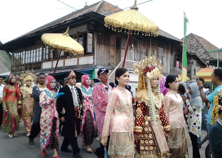 Upacara Pernikahan Adat Ogan Komering Ilir