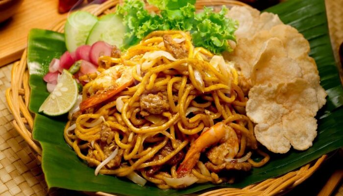 Menemukan Esensi Mi Aceh: Perjalanan Kuliner yang Penuh Rasa