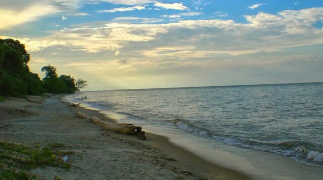 pantai sumur Tujuh