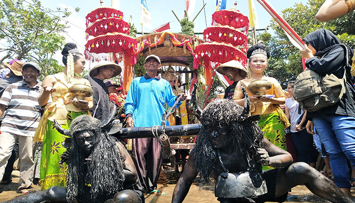 Tradisi Kebo-Keboan warisan budaya di Banyuwangi