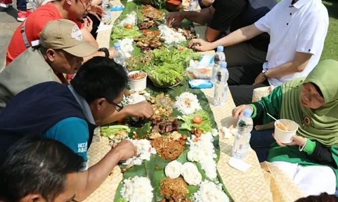 Memahami Botram: Tradisi Istimewa Orang Sunda