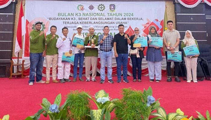 Karyawan PT Timah Sabet Juara II Turnamen Badminton Kabupaten Karimun