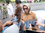 Pj Wako Lusje Anneke Tabalujan Hadiri Kegiatan Bazar TNI Jelang Idulfitri 1445H