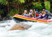 Petualangan Seru Arung Jeram Sungai Manna