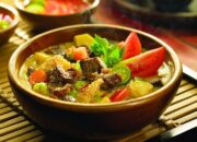 Soto Betawi: Kuliner Khas Jakarta yang Menggugah Selera