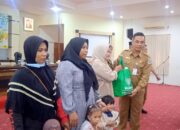 Rumah Sehat Baznas & Pemkot Pangkalpinang Bagikan 80 Paket Makanan