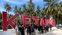 Liburan Asyik di Pulau Ketawai