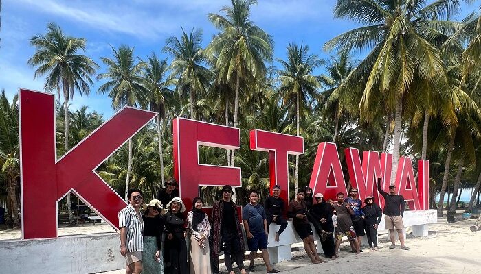 Liburan Asyik di Pulau Ketawai
