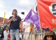 Ratusan Mahasiswa Pangkalpinang Demo di Pal Nol Km