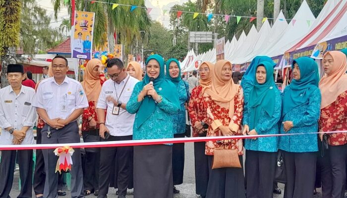 Pj Ketua TP PKK Kota Pangkalpinang Membuka Pangkalpinang Fest Season 1