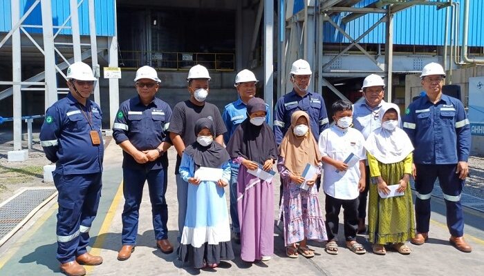 PT Timah Beri Santunan Bagi Anak Yatim Piatu di Bangka Barat