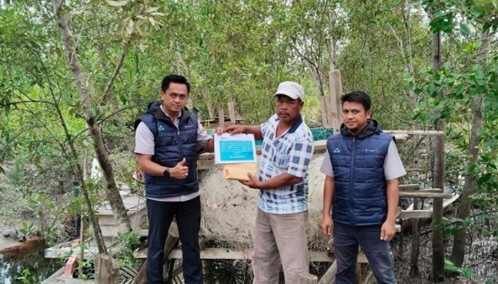 PT Timah Serahkan Bantuan ke KUB Rezeki Nelayan Rangsang