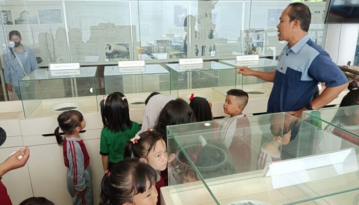 Museum Timah Indonesia Mentok Kerap Dikunjungi Para Pelajar