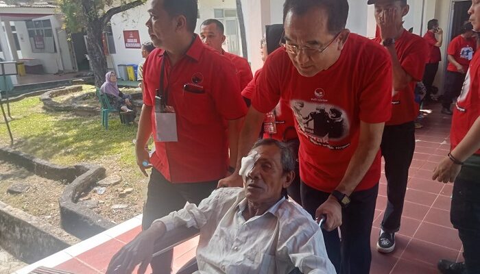 Bakti Untuk Masyarakat Babel, PDI Perjuangan Babel Gelar Operasi Katarak Gratis