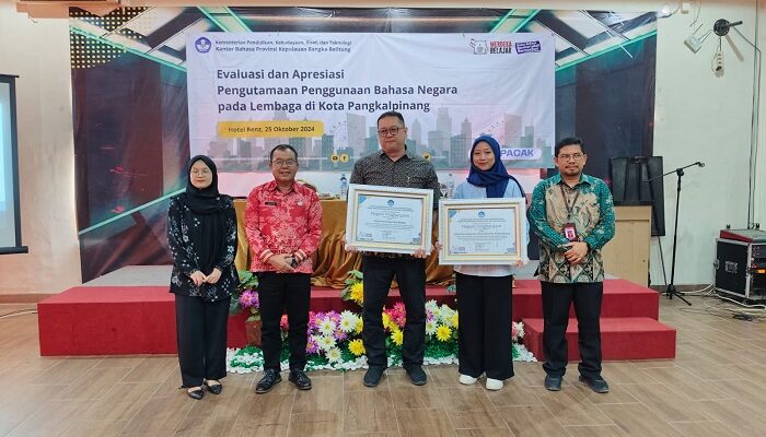 Dua Lembaga Di Kota Pangkalpinang Raih Penghargaan Pengutamaan Penggunaan Bahasa Negara