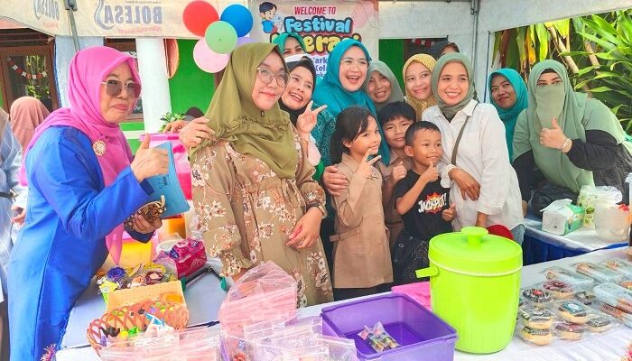 Yuniar Putia Rahma Membuka Festival Cerdas Literasi Siswa di SD Negeri 55 Pangkalpinang