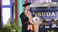 Wisuda ke 32