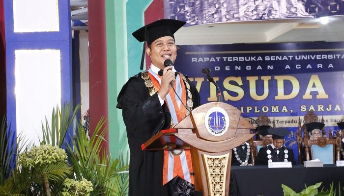 UBB Pecahkan Rekor Bersejarah di Momen Wisuda ke 32