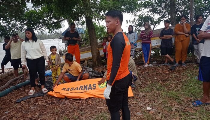 Rizki Ditemukan Meninggal di Pinggir Pantai