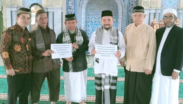 PCM BI Serahkan Donasi Dukung Pengembangan Fasilitas Ibadah