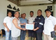 Kado Imlek dari PT Timah: Ko Ajam Terima Mesin Tempel, Bisa Melaut Lebih Jauh