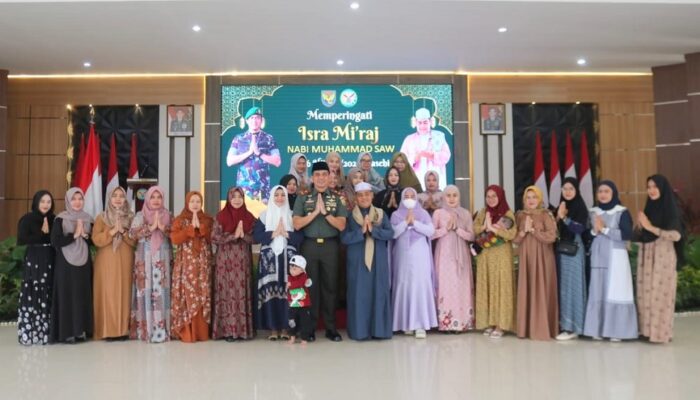 Korem 045 Garuda Jaya Peringati Isra Mi’raj Mengandung Sejarah Sangat Berharga
