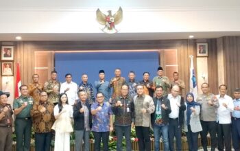 Pj Wali Kota Pangkalpinang Unu Ibnudin Hadiri Evaluasi Pilkada Serentak Babel oleh Komisi II DPR RI