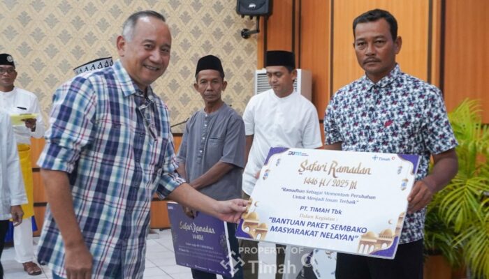 Momen Ramadan 1446 Hijriah, PT Timah Salurkan Ratusan Paket Sembako Bagi Nelayan di Pulau Kundur 