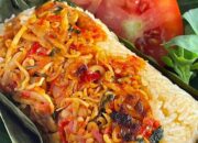 Nasi Bakar: Sajian Tradisional dengan Aroma yang Menggoda