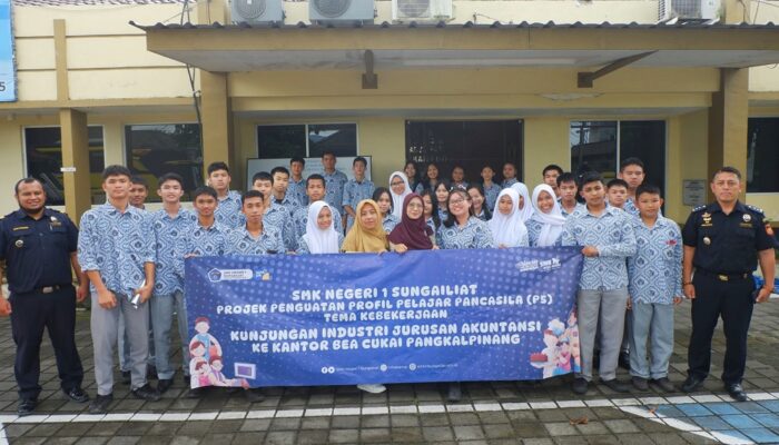 Bea Cukai Pangkalpinang Terima Kunjungan Edukatif dari Siswa SMK Negeri 1 Sungailiat