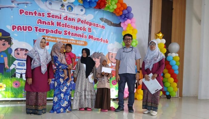Dukung Pendidikan Anak Usia Dini, PT Timah Fasilitasi Pentas Seni  TK Stannia Muntok 