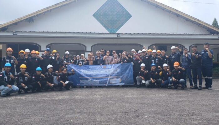 Belajar Pengolahan dan Peleburan Timah, Puluhan Mahasiswa Polman Babel Datangi PT Timah 