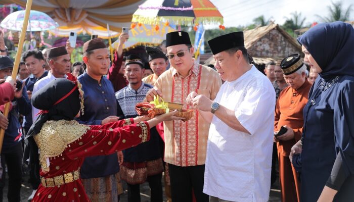 Gubernur Babel Hadiri Pesta Adat “Panggil” ke-80 di Desa Kacung, Wujudkan Komitmen Pelestarian Budaya Lokal