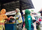 Wagub Babel Hellyana Kunjungi Pasar Pagi Belinyu, Sapa Pedagang dan Beri Semangat di Tengah Lesunya Daya Beli