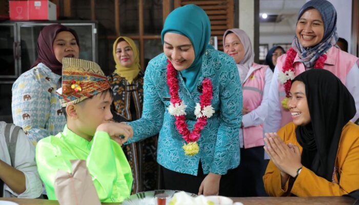 Noni Hidayat Arsani Hadiri Program Srikandi Peduli Anak Spesial, PLN Belitung Tunjukkan Kepedulian Sosial