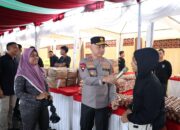 Polda Babel Gelar Bazar Murah Jelang HUT Bhayangkara ke-79, Warga Antusias Serbu Stand Sembako