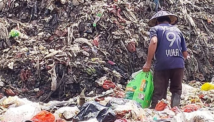 TPA Parit Enam Kian Menggunung, DLH Pangkalpinang Imbau Warga Mulai Pilah Sampah dari Rumah