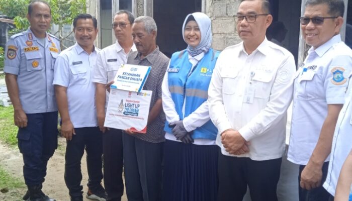 GM PLN UIW Bangka Belitung: Light Up The Dream Hadirkan Terang Bagi Warga Prasejahtera