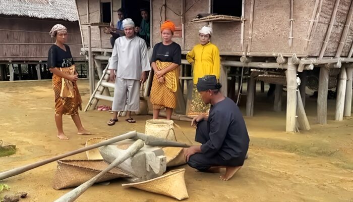 Kampung Adat Gebong Memarong – Menapak Jejak Suku Mapur di Bangka