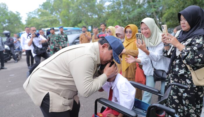 Momen Haru Siswa SLB Pangkalpinang Disapa Langsung Presiden Prabowo