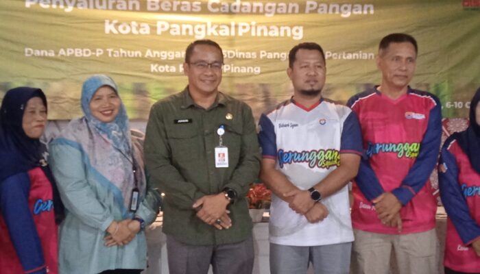 Pemkot Pangkalpinang Salurkan Beras Cadangan Pangan APBD 2025 di Kecamatan Gerunggang, Juhaini: Upaya Ringankan Beban Warga Akibat Kenaikan Harga