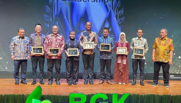 Komitmen Laksanakan Penambangan Berkelanjutan, PT TIMAH Tbk Raih Penghargaan Indonesia ESG Leadership Awards 2025 Kategori Leadership AAA 