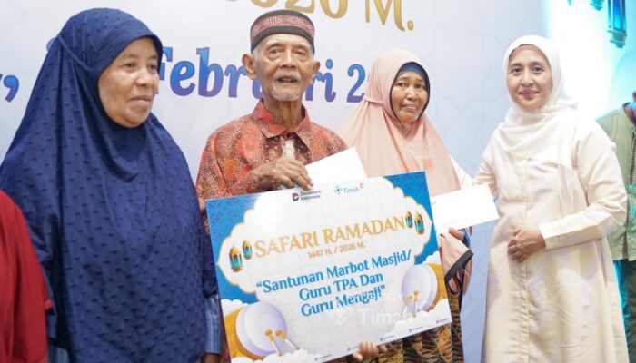Momentum Ramadhan, PT TIMAH Berbagi Kebahagiaan dengan Guru Ngaji dan Marbot Masjid