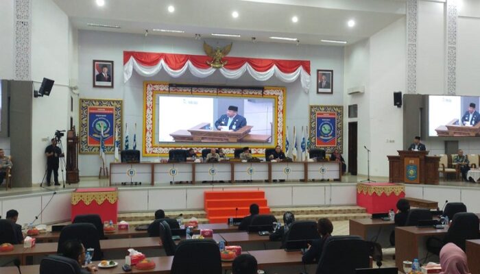 DPRD Babel Gelar Paripurna LKPJ Gubernur 2025, Eddy Iskandar Tekankan Peran Aktif Pansus