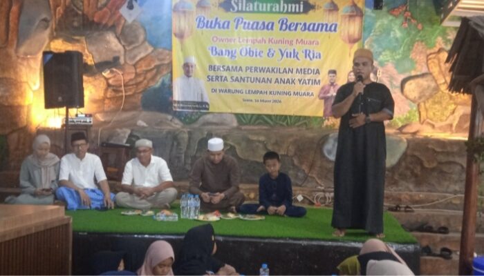 Warung Lempah Kuning Muara Gelar Bukber Bersama Media dan Santuni Anak Yatim